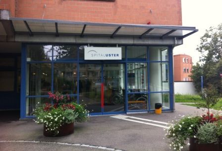 Hallenbad Uster Haupteingang